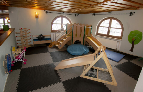Neue Kinderstube